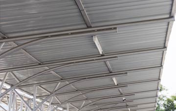 installing Talkin metal roofing